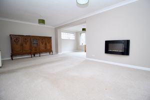 Living Room- click for photo gallery